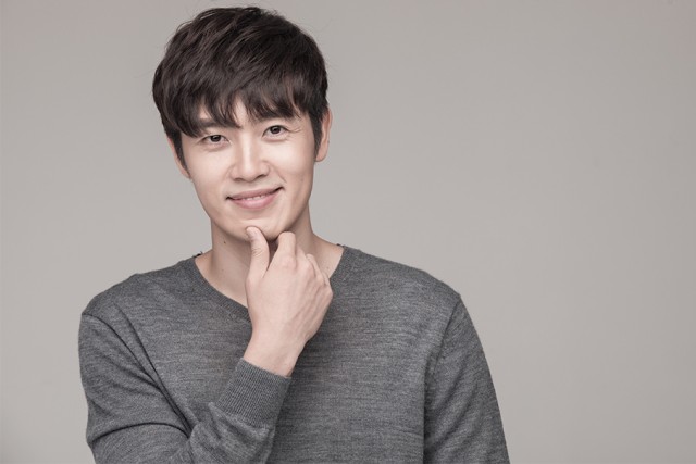 Jung Sung-Hoon fotoğrafı