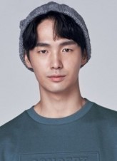 Lee Jeong-goo fotoğrafı