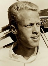 Bruce Brown (i) fotoğrafı