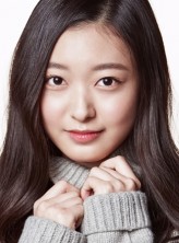 Kang Eun-Ah fotoğrafı