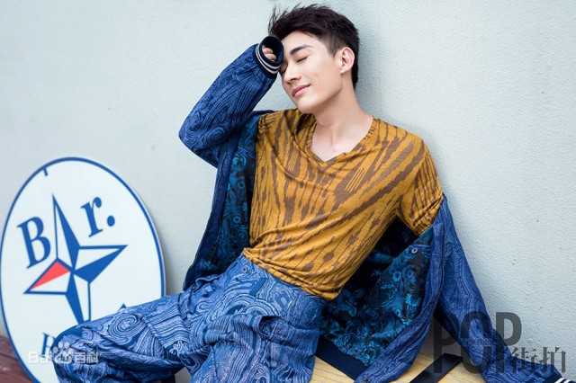 Liu Xueyi fotoğrafı