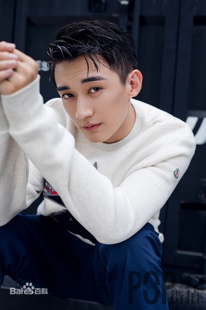 Liu Xueyi Fotoğrafı