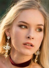 Emma Bellomy fotoğrafı