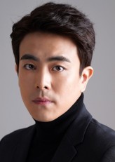 Bae Jung-Bok fotoğrafı