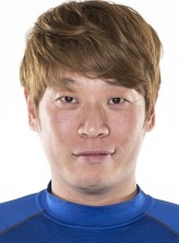 Choi Ki-Sub fotoğrafı