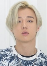 Khan (ii) fotoğrafı