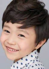 Seo Eun-Yool fotoğrafı