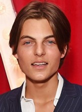 Damian Hurley fotoğrafı