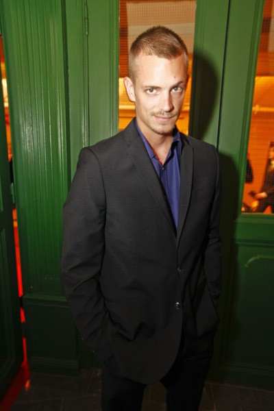Joel Kinnaman Fotoğrafı