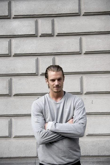 Joel Kinnaman Fotoğrafı