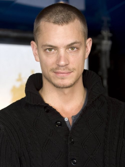 Joel Kinnaman Fotoğrafı