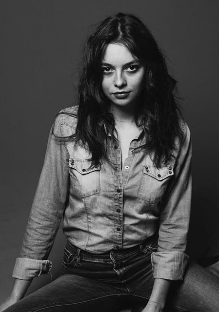 Melis Sezen fotoğrafı