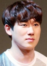 Min Seung-Woo (ii) fotoğrafı