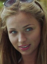 Evelin Dobos fotoğrafı