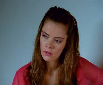 Begüm Kütük Fotoğrafı