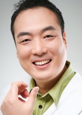 Jeon Hun-Tae fotoğrafı