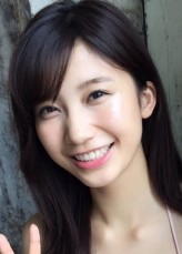 Yuka Ogura fotoğrafı