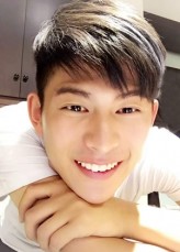 Li Yi Zeng fotoğrafı