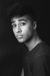 Chaneil Kular fotoğrafı