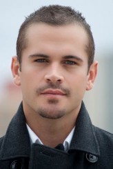 Thom Hallum fotoğrafı