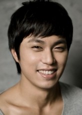 Ha Tae-Sung fotoğrafı