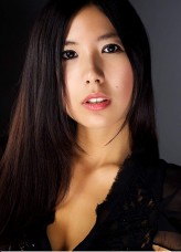 Monica Cho fotoğrafı