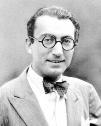 Rouben Mamoulian fotoğrafı