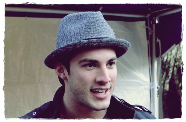 Michael Trevino Fotoğrafı