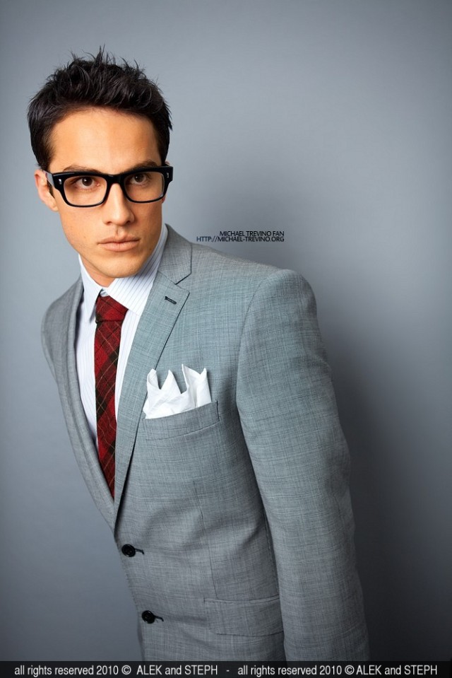 Michael Trevino Fotoğrafı