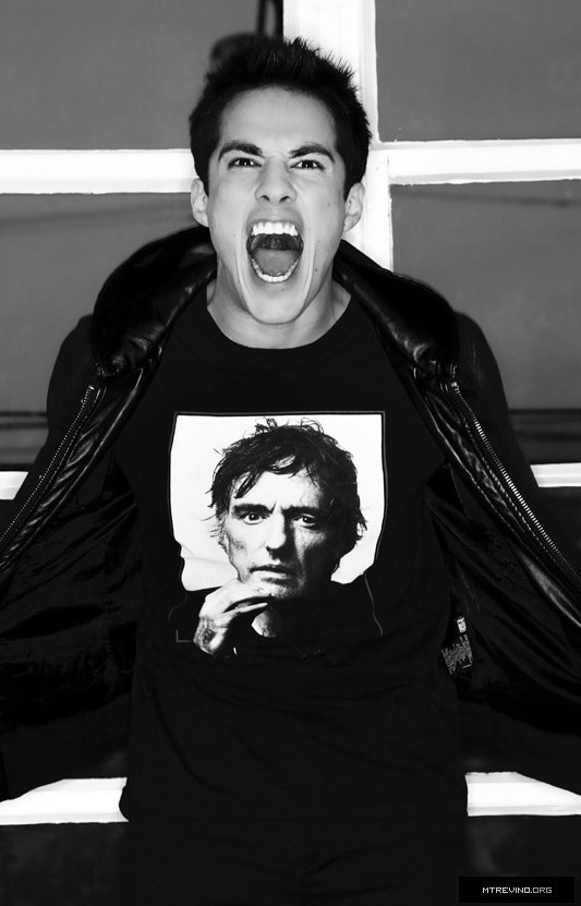 Michael Trevino Fotoğrafı