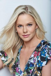 Hayley Owen fotoğrafı