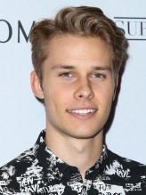 Logan Shroyer fotoğrafı