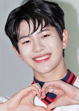 Choi Bo-Min fotoğrafı