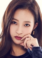 Lee Ye-Na fotoğrafı