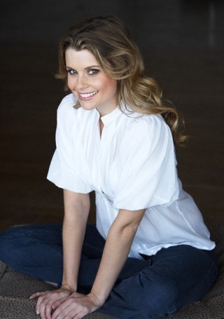 JoAnna Garcia Swisher Fotoğrafı