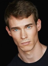 Aaron Cavette fotoğrafı