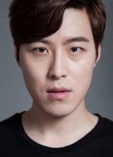 Song Ji-Yong fotoğrafı