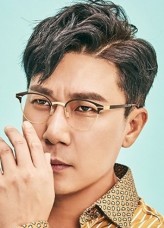 Lee Sang-Min (i) fotoğrafı