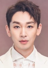 Kim Ho-Young (ii) fotoğrafı