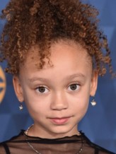 Mykal-Michelle Harris fotoğrafı