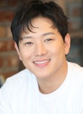 Jung Won-Young fotoğrafı