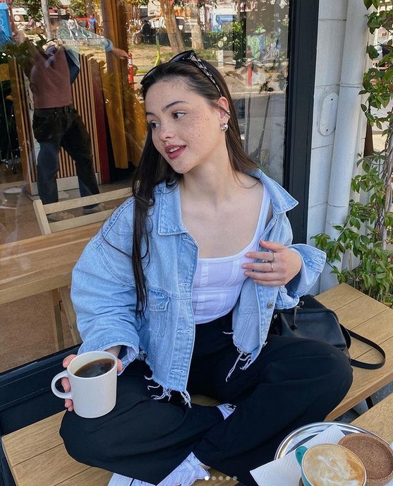 Derya Pınar Ak fotoğrafı