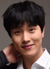 Lee Chang-Won (i) fotoğrafı