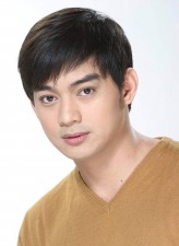 Vance Larena fotoğrafı