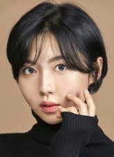 Joo Hyun-young fotoğrafı