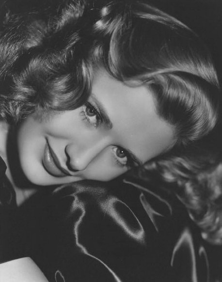 Priscilla Lane Fotoğrafı
