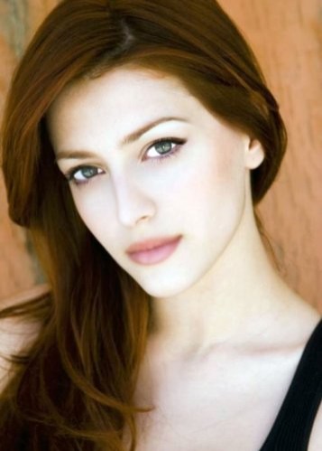 Elena Satine Fotoğrafı