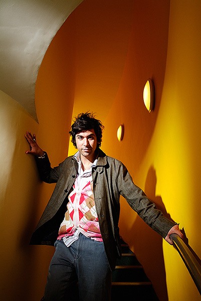 James Lance Fotoğrafı