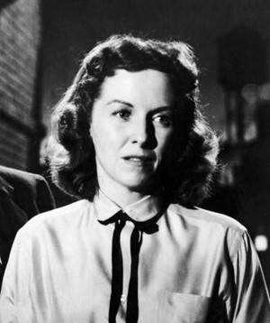 Betsy Blair fotoğrafı