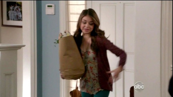 Sarah Hyland Fotoğrafı